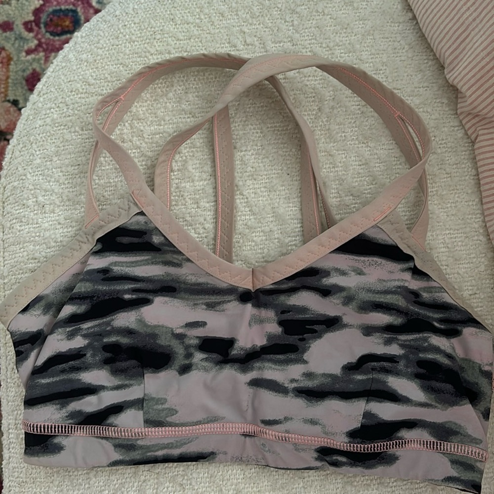 Lulu lemon sports bra
